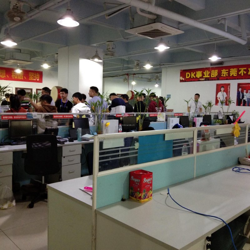 星源環保公司注重人才培養，為員工提供外出培訓機會